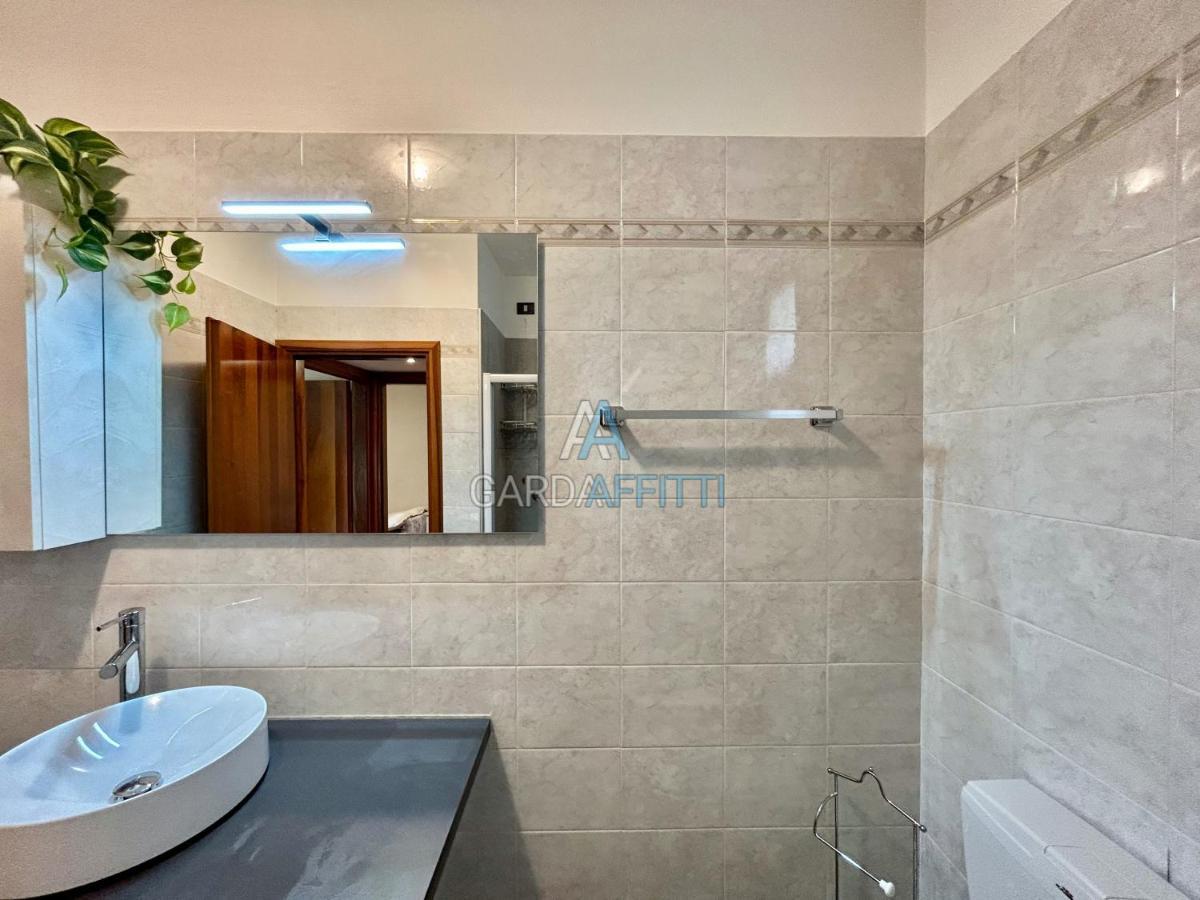 Perla Apartment - 3 Piscine E Un Bar - Desenzano Ντεζεντσάνο ντελ Γκάρντα Εξωτερικό φωτογραφία