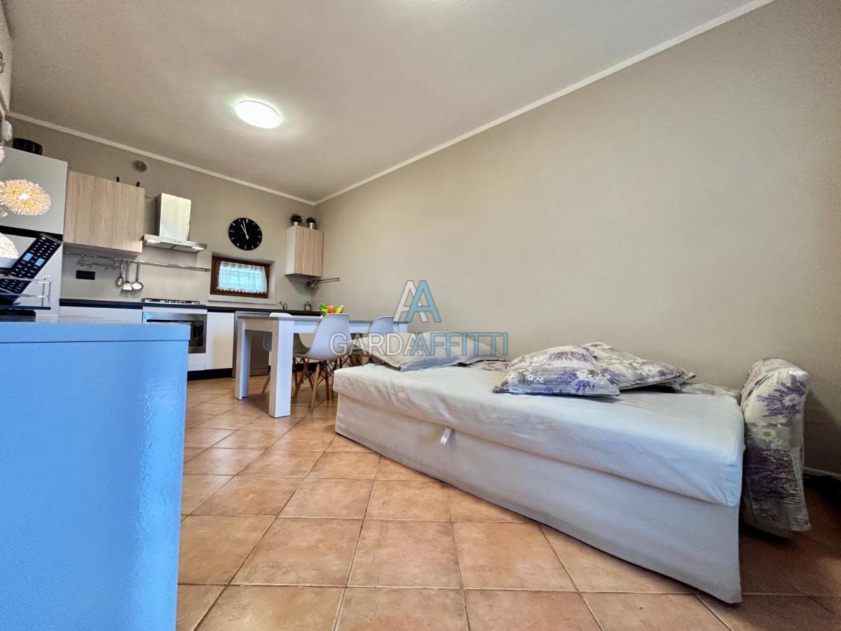 Perla Apartment - 3 Piscine E Un Bar - Desenzano Ντεζεντσάνο ντελ Γκάρντα Εξωτερικό φωτογραφία