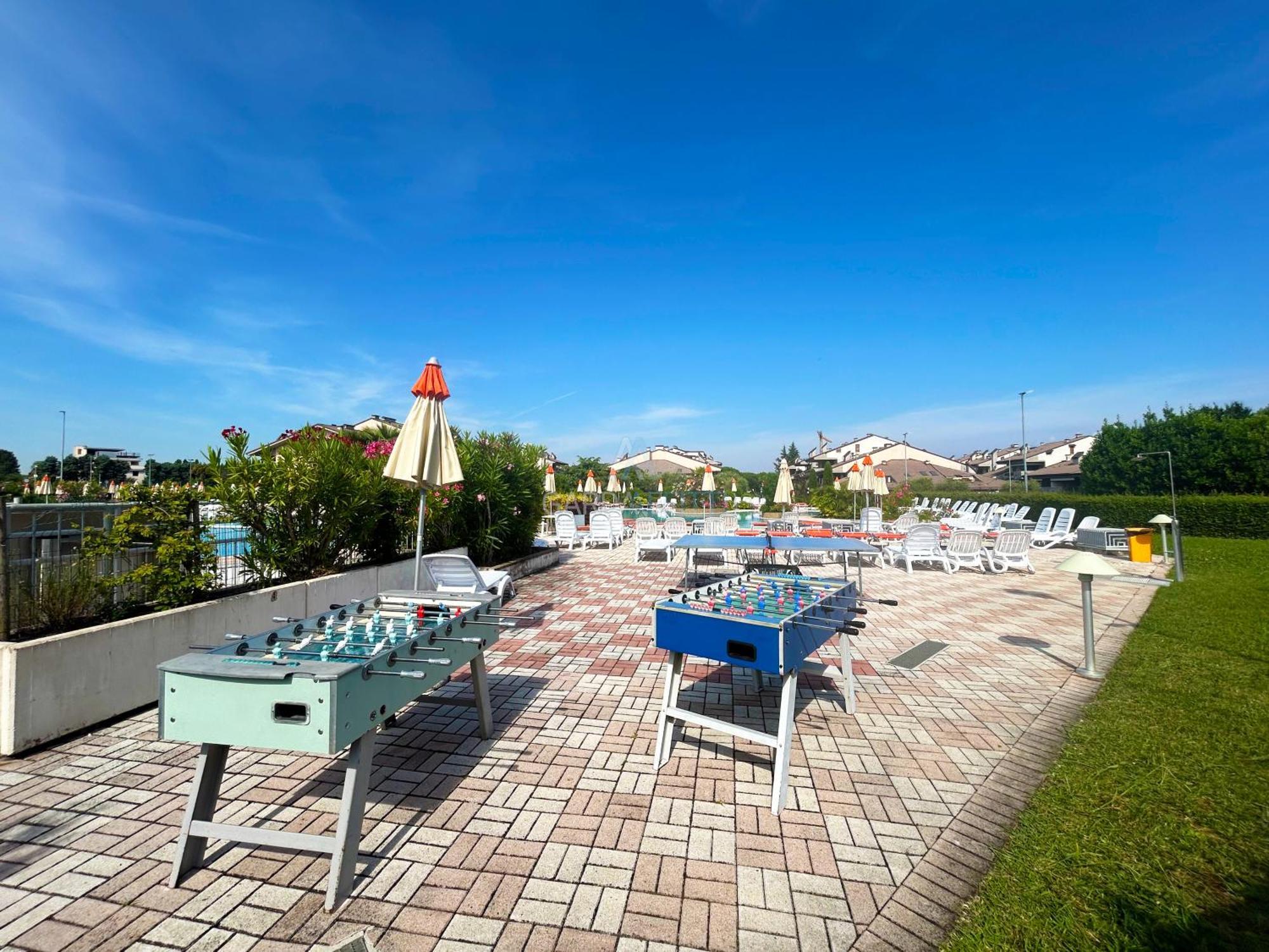 Perla Apartment - 3 Piscine E Un Bar - Desenzano Ντεζεντσάνο ντελ Γκάρντα Εξωτερικό φωτογραφία